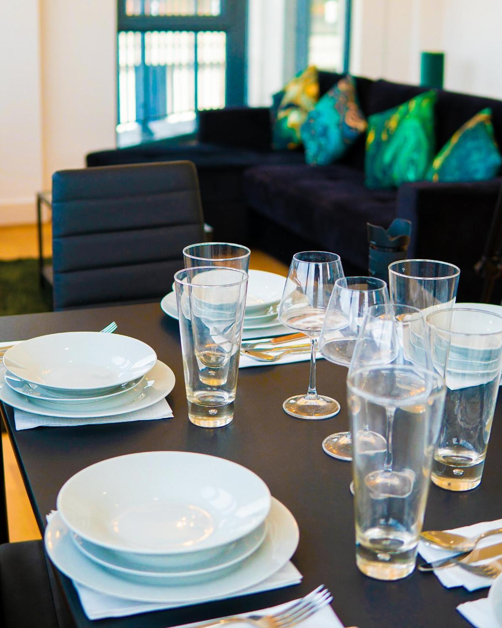 The Regency Suite - Modern 2-Bed 1-Bath Apartment Chertsey Luaran gambar